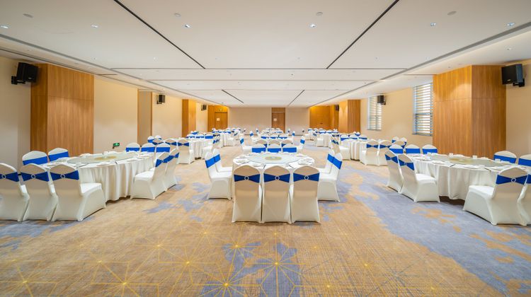 Holiday Inn Express Jiangnan Ballroom