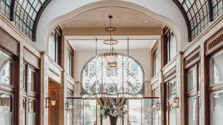 Four Seasons Hotel Gresham Palace Ballroom