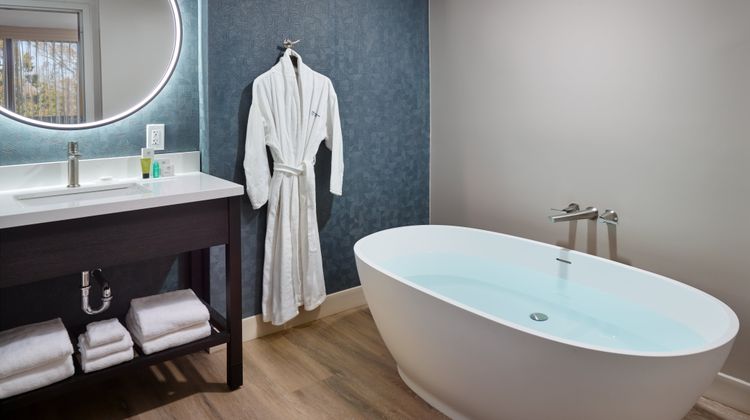Emory Conference Center Hotel Suite