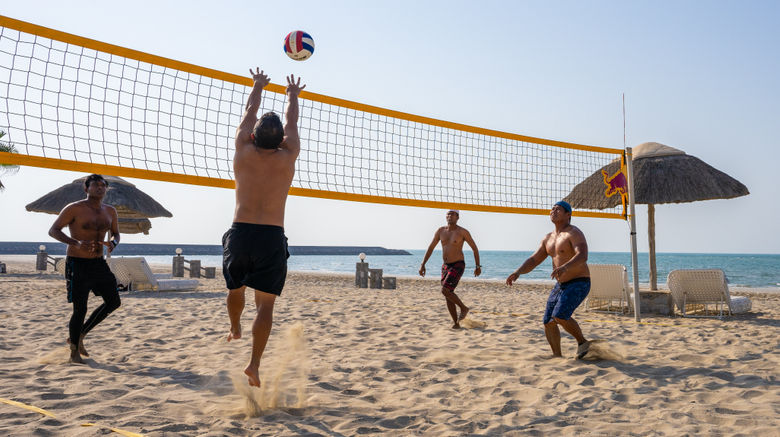 <b>The Cove Rotana Resort Recreation</b>. Images powered by <a href="https://www.leonardoworldwide.com/" title="Leonardo Worldwide" target="_blank">Leonardo</a>.
