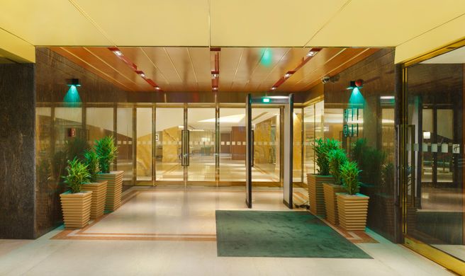 Holiday Inn Dhaka City Centre Exterior