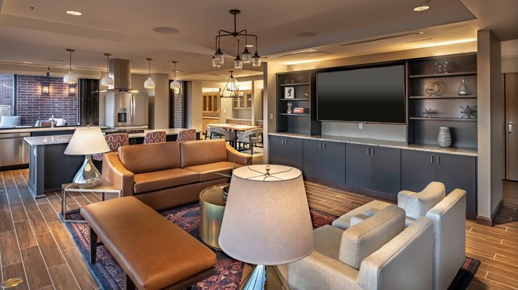 SpringHill Suites Historic Stockyards Suite