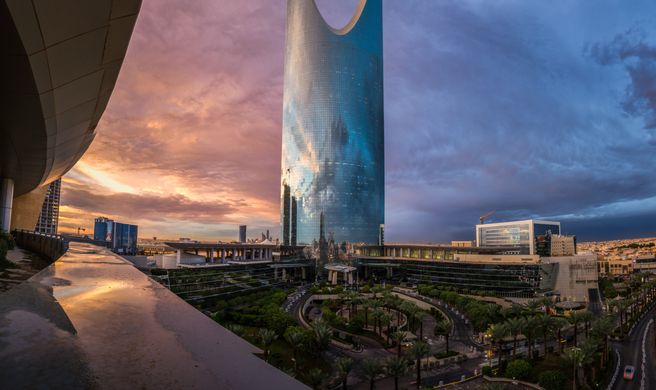 Four Seasons Hotel Riyadh Kingdom Center Exterior