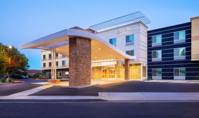 Fairfield Inn & Suites Fresno N/Shaw Ave Exterior