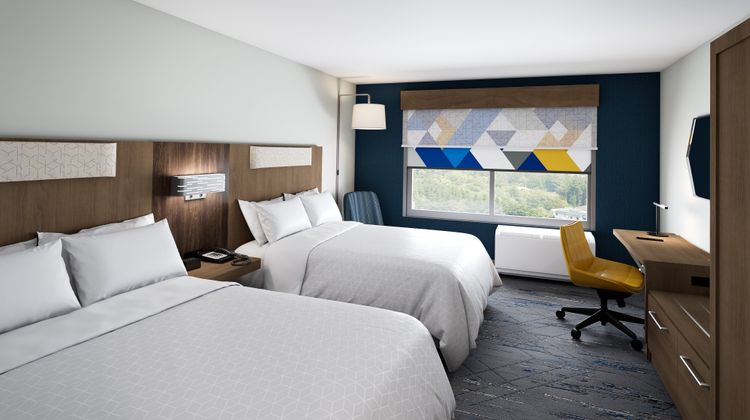 Holiday Inn Express Cabot Room