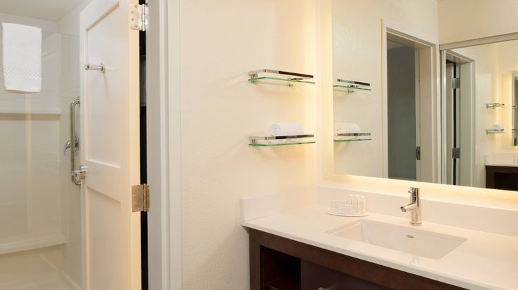 Residence Inn Grand Rapids Airport Room