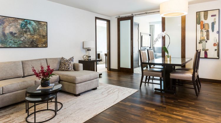 JW Marriott Houston Downtown Suite