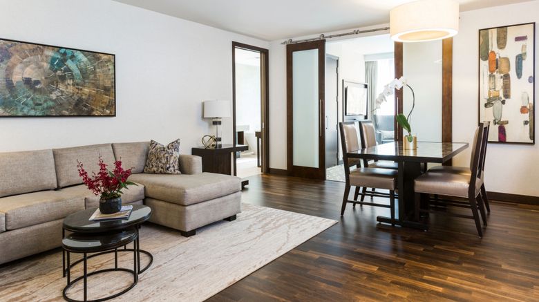 <b>JW Marriott Houston Downtown Suite</b>. Images powered by <a href="https://www.leonardoworldwide.com/" title="Leonardo Worldwide" target="_blank">Leonardo</a>.