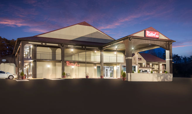 Red Roof Inn Crossville Exterior