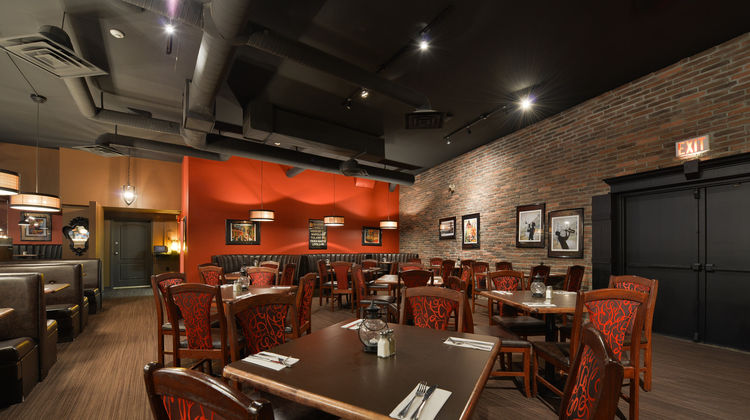 Prestige Hotel & Conv Ctr Vernon Restaurant