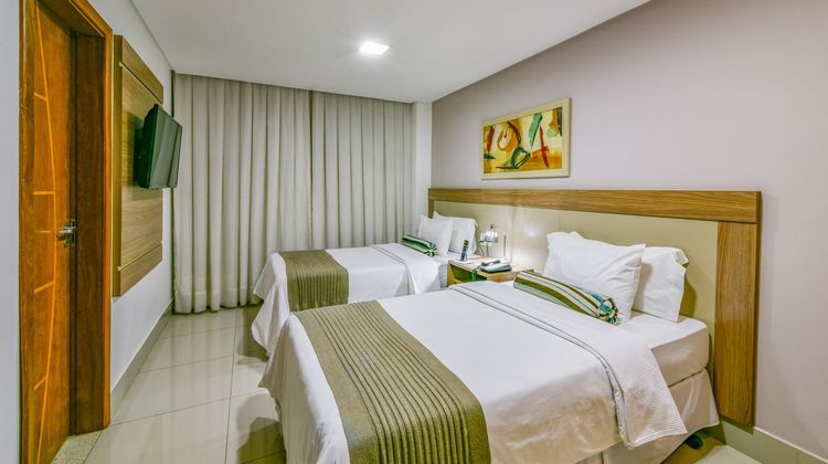 Plaza Inn Breeze Aeroporto Room