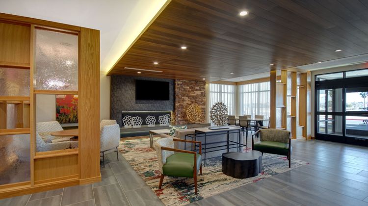 Fairfield Inn-Suites Lancaster Palmdale Lobby