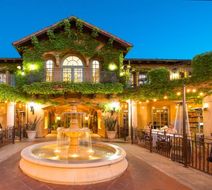 Hotel Los Gatos Exterior