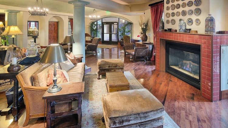 Hotel Los Gatos Lobby