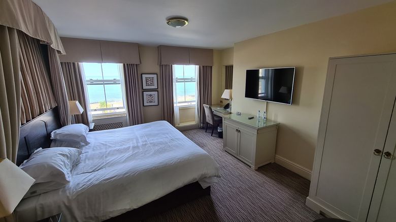 <b>St George's Hotel Suite</b>. Images powered by <a href="https://www.leonardoworldwide.com/" title="Leonardo Worldwide" target="_blank">Leonardo</a>.