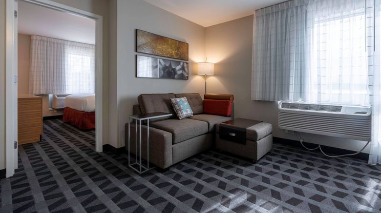 <b>TownePlace Suites Clinton Suite</b>. Images powered by <a href="https://www.leonardoworldwide.com/" title="Leonardo Worldwide" target="_blank">Leonardo</a>.