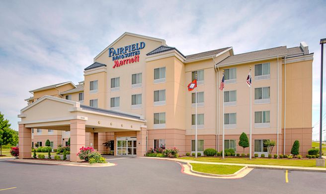 Fairfield Inn & Suites Jonesboro Exterior