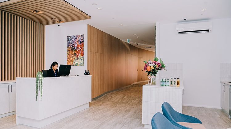 Tom's Court Hotel Lobby