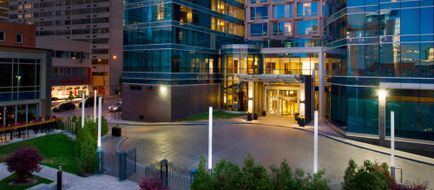 Courtyard Montreal Downtown Exterior