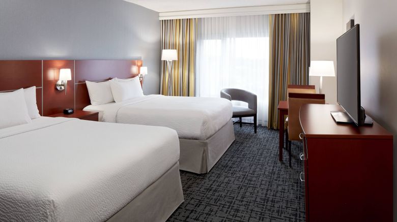 <b>Fairfield Inn & Suites Montreal Airport Room</b>. Images powered by <a href="https://www.leonardoworldwide.com/" title="Leonardo Worldwide" target="_blank">Leonardo</a>.