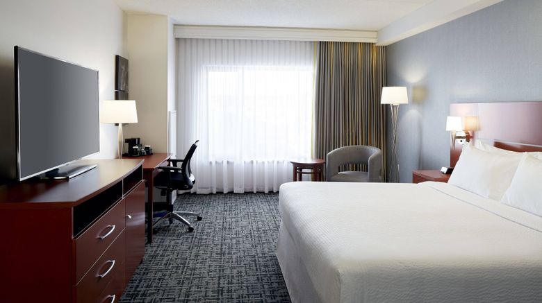 <b>Fairfield Inn & Suites Montreal Airport Room</b>. Images powered by <a href="https://www.leonardoworldwide.com/" title="Leonardo Worldwide" target="_blank">Leonardo</a>.