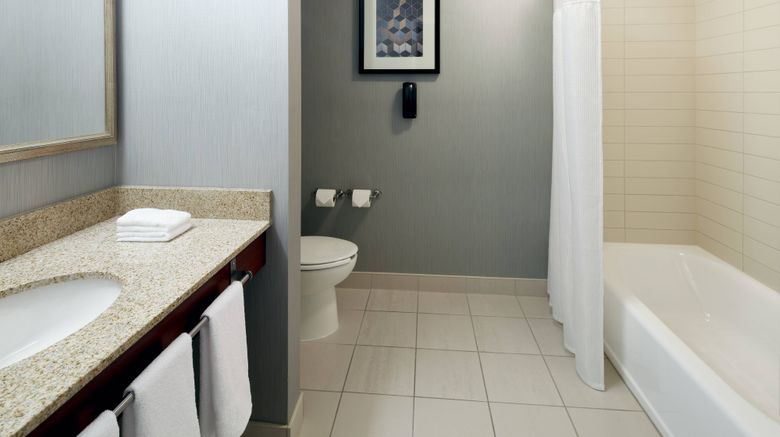 <b>Fairfield Inn & Suites Montreal Airport Room</b>. Images powered by <a href="https://www.leonardoworldwide.com/" title="Leonardo Worldwide" target="_blank">Leonardo</a>.