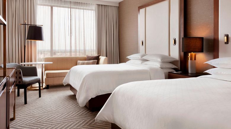 <b>Sheraton Saint-Hyacinthe Hotel Room</b>. Images powered by <a href="https://www.leonardoworldwide.com/" title="Leonardo Worldwide" target="_blank">Leonardo</a>.