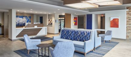 Holiday Inn Express Akron NW-Fairlawn Lobby