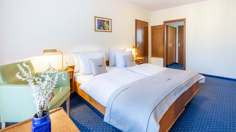 <b>acora Bonn Living the City Room</b>. Images powered by <a href="https://www.leonardoworldwide.com/" title="Leonardo Worldwide" target="_blank">Leonardo</a>.
