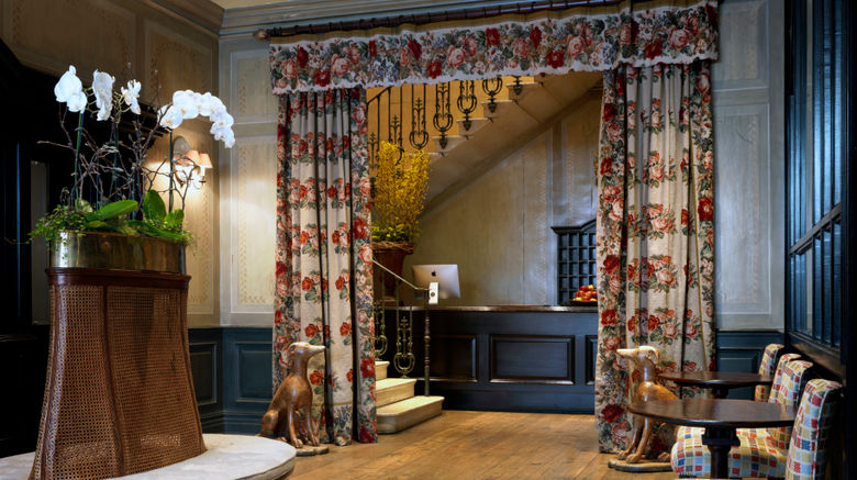 <b>Covent Garden Hotel Lobby</b>. Images powered by <a href=https://www.travelagewest.com/Hotels/London/