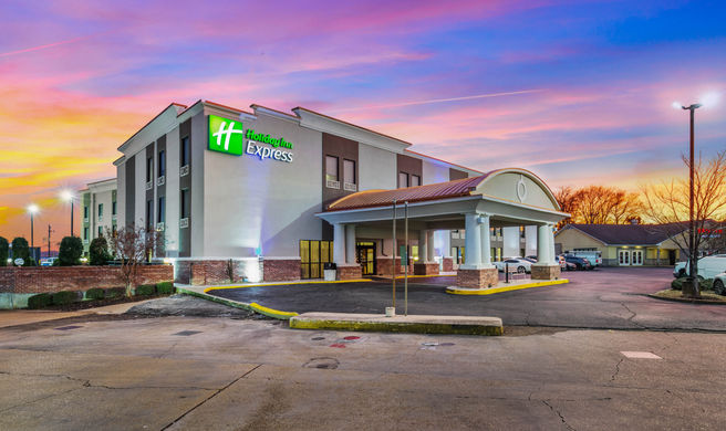 Holiday Inn Express New Albany Exterior