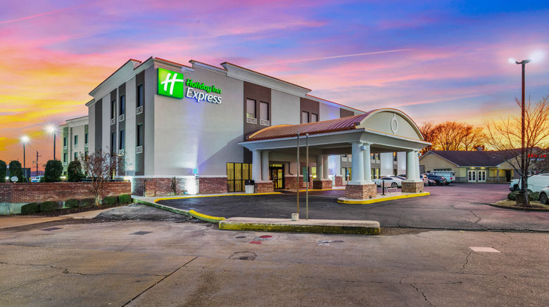 <b>Holiday Inn Express New Albany Exterior</b>. Images powered by <a href="https://www.leonardoworldwide.com/" title="Leonardo Worldwide" target="_blank">Leonardo</a>.