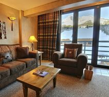 Shoshone Condos Room