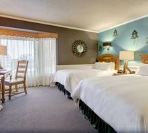 Mountain Grand Lodge and Spa Room