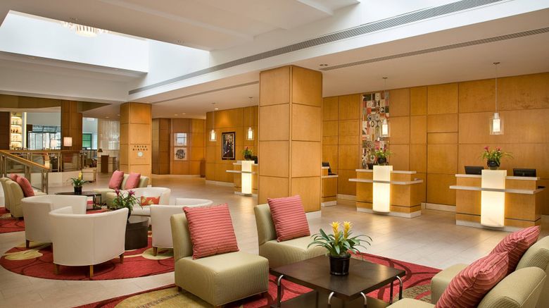 <b>Marriott Downtown at CF Toronto Eaton Centre Lobby</b>. Images powered by <a href="https://www.leonardoworldwide.com/" title="Leonardo Worldwide" target="_blank">Leonardo</a>.
