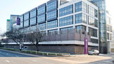 Premier Inn London Chiswick Exterior