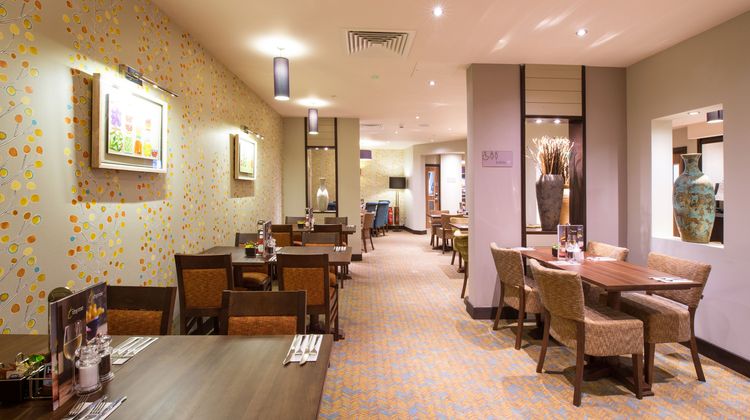Premier Inn London City Aldgate Restaurant