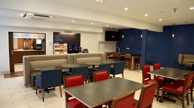 Holiday Inn Express Restaurant