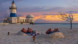 <b>InterContinental Maldives Maamunagau Restaurant</b>. Images powered by <a href="https://www.leonardoworldwide.com/" title="Leonardo Worldwide" target="_blank">Leonardo</a>.