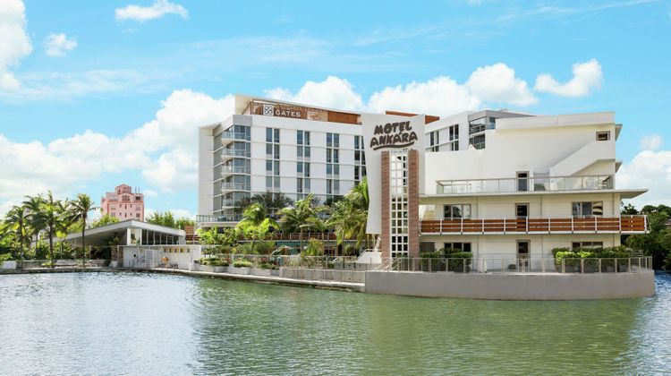 Gates Hotel South Beach Exterior