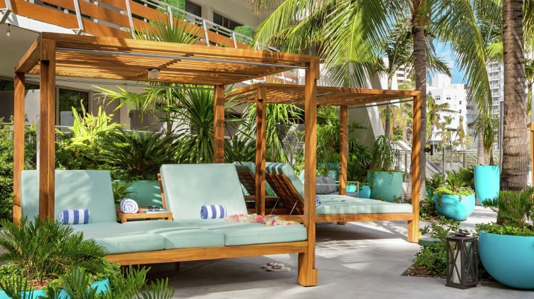Gates Hotel South Beach Pool
