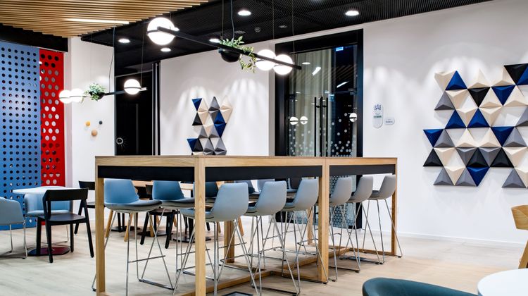 Holiday Inn Express Avlabari Restaurant