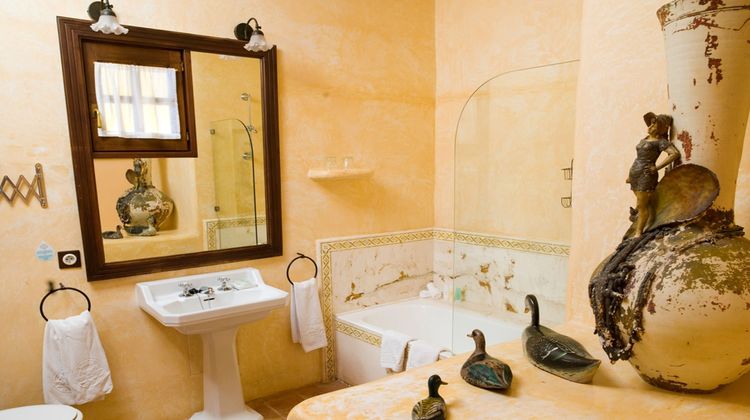 Hotel La Reserva Rotana Room