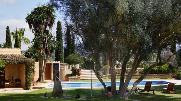 Hotel La Reserva Rotana Pool