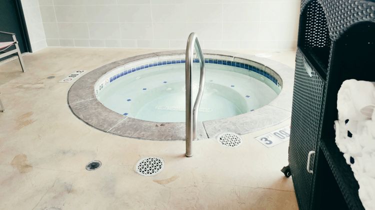 Holiday Inn Express Spa