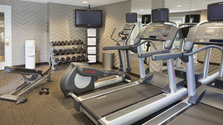 Cambridge Suites Mississauga Health Club