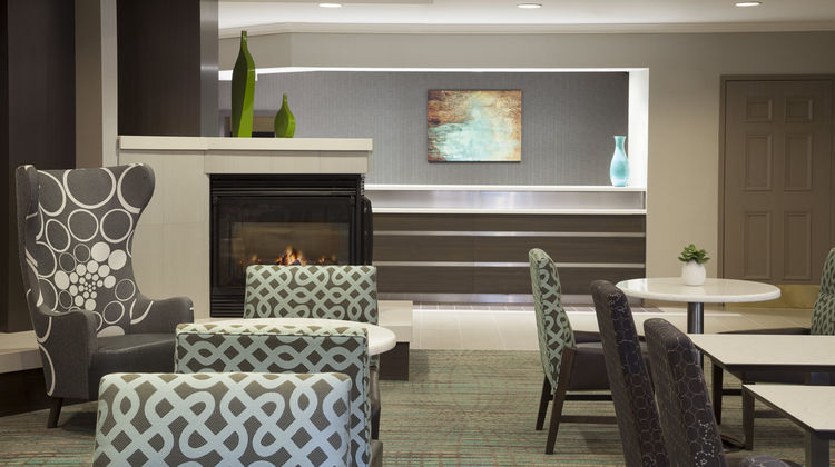 Cambridge Suites Mississauga Lobby