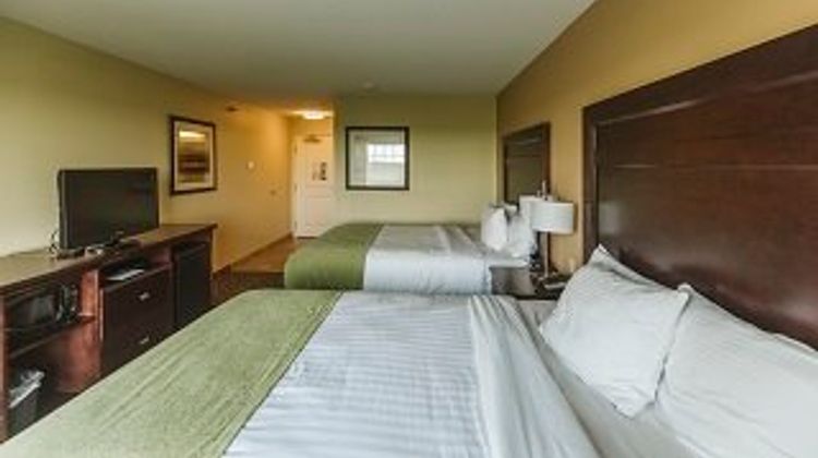 Highland Suites Suite