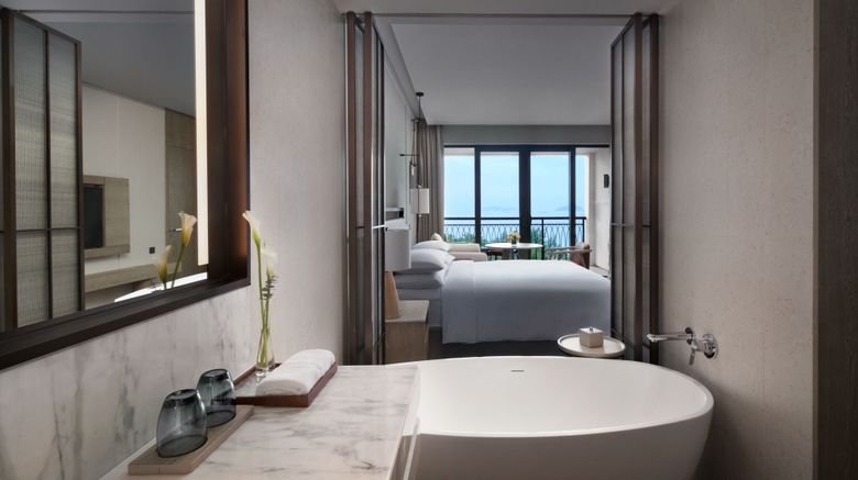 <b>Sanya Marriott Yalong Bay Resort & Spa Room</b>. Images powered by <a href="https://www.leonardoworldwide.com/" title="Leonardo Worldwide" target="_blank">Leonardo</a>.