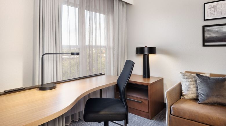 <b>Residence Inn Daytona Beach Speedway Suite</b>. Images powered by <a href="https://www.leonardoworldwide.com/" title="Leonardo Worldwide" target="_blank">Leonardo</a>.
